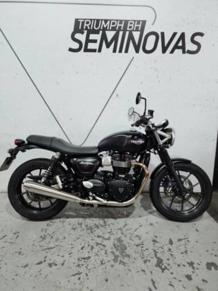 TRIUMPH STREET TWIN 